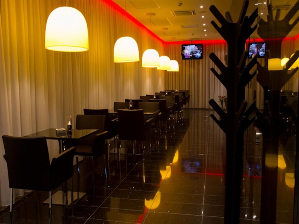 Ea Hotel Tereziansky Dvur Hradec Králové Eksteriør bilde
