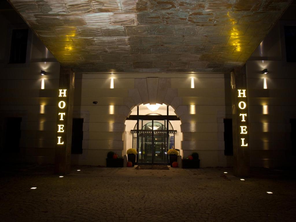 Ea Hotel Tereziansky Dvur Hradec Králové Eksteriør bilde