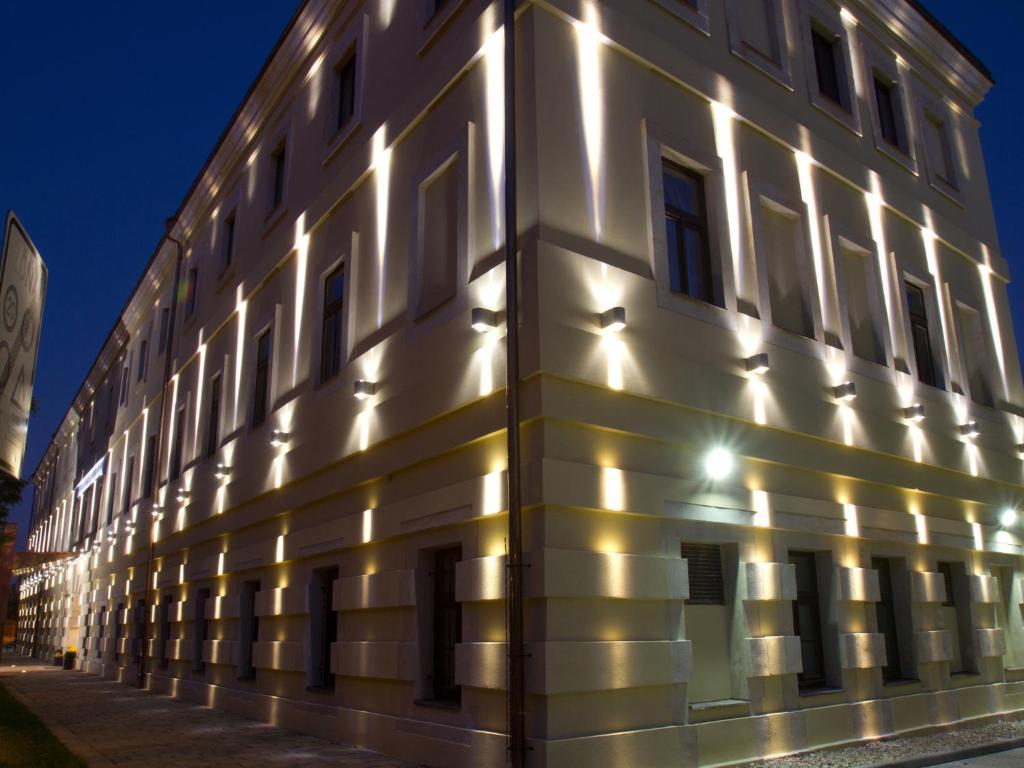 Ea Hotel Tereziansky Dvur Hradec Králové Eksteriør bilde
