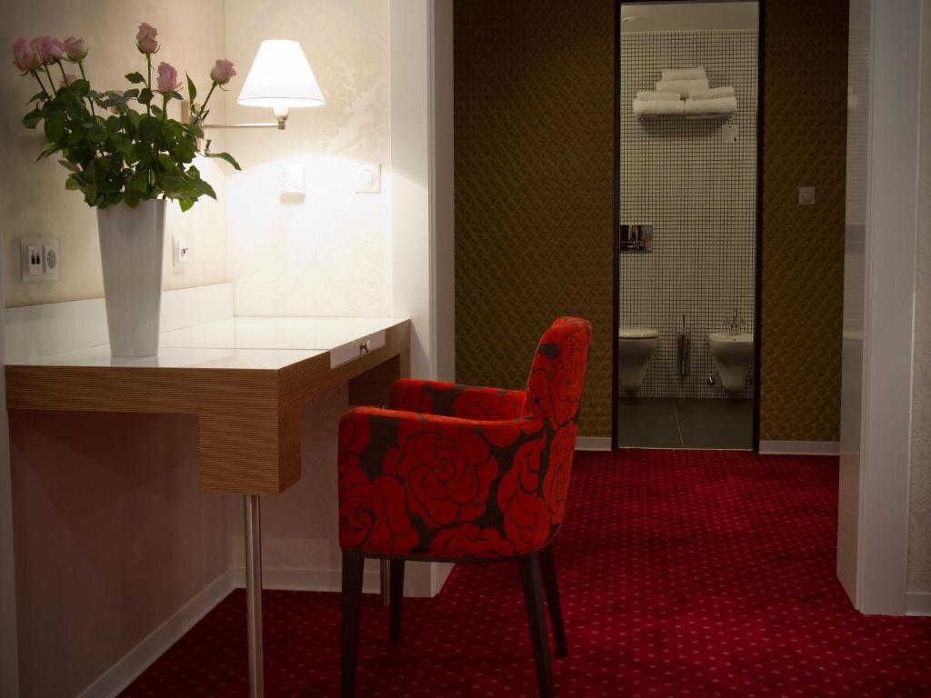 Ea Hotel Tereziansky Dvur Hradec Králové Eksteriør bilde