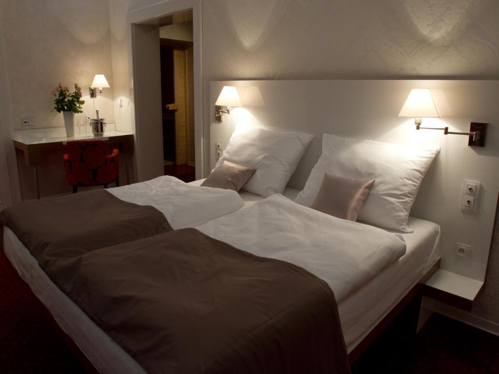 Ea Hotel Tereziansky Dvur Hradec Králové Eksteriør bilde